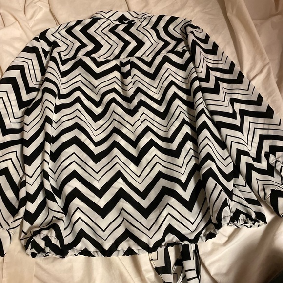 Chico's ladies blouse - Picture 6 of 7